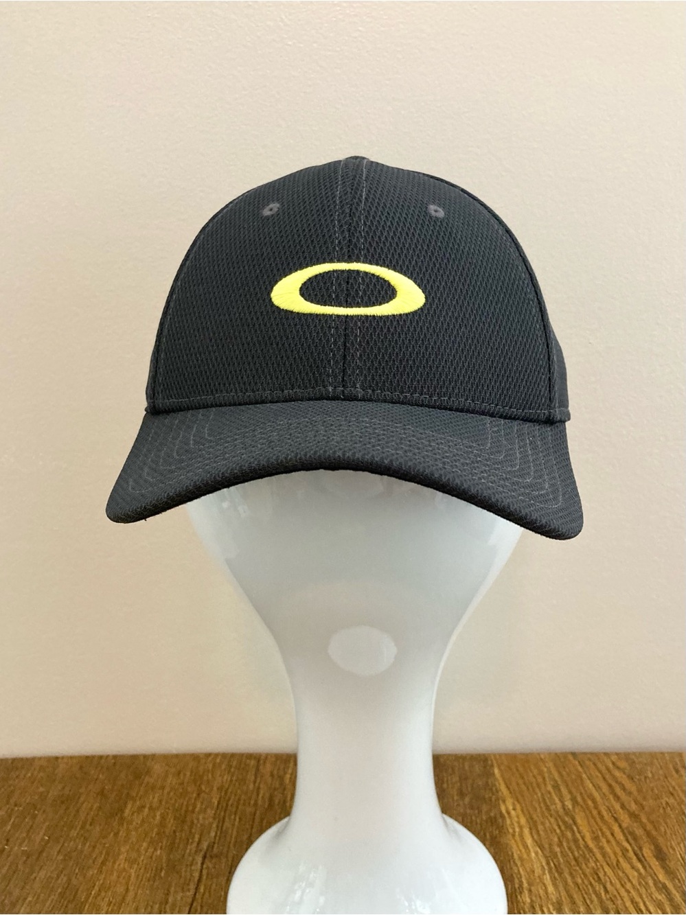 Oakley Men’s Golf Ellipse Hat Charcoal/Yellow OSFM